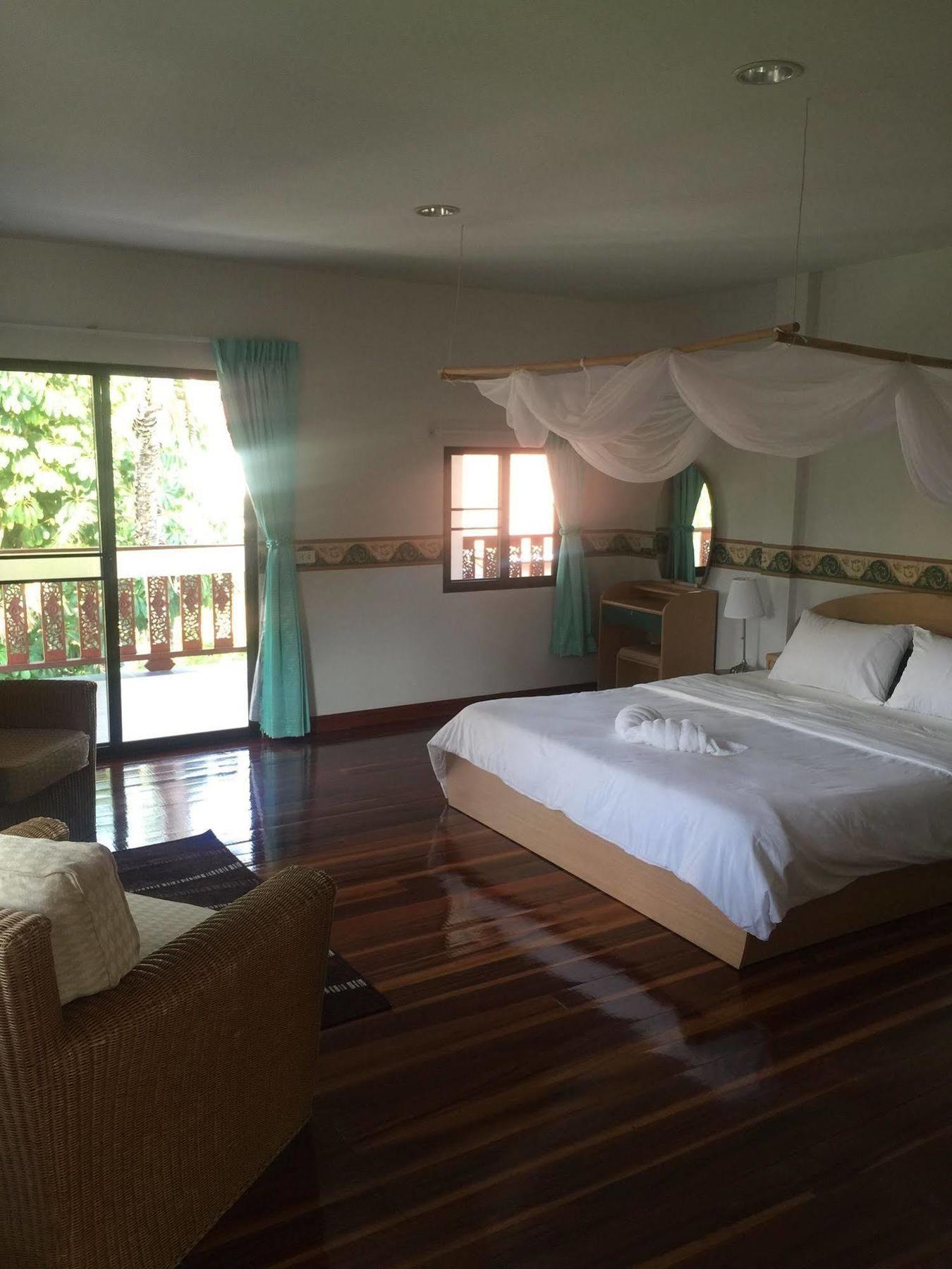 Lyndale Lodge Sam Roi Yot Exterior photo